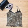 Crop top leopardato: sexy e trendy, rivivi gli anni Y