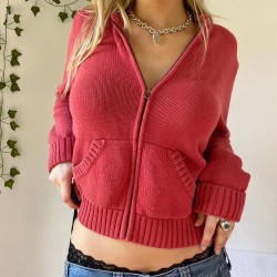 Women's zip-up knit sweater: trendy and comfy