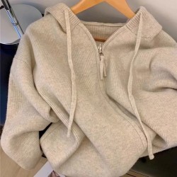 Oversized Hooded Cardigan: Urban Comfort & Style