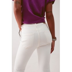 Jeans Skinny Crema: El Imprescindible