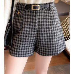 High-Waisted Vintage Tweed Shorts: Chic and Trendy