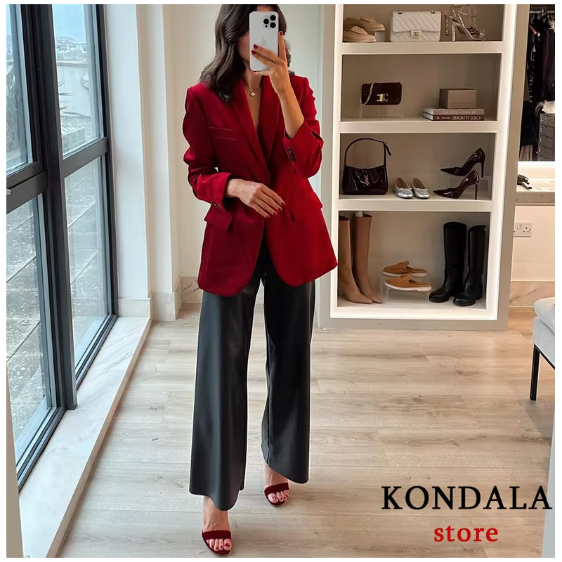 blazer, terciopelo, rojo, vintage, moda mujer, oversize, chic, elegante, casual, noche, oficina, ropa, tendencia, rock,