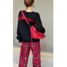 Red checkered baggy pants: 90s vibes!