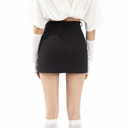 Fitted Mini Skirt: Elegance and Comfort